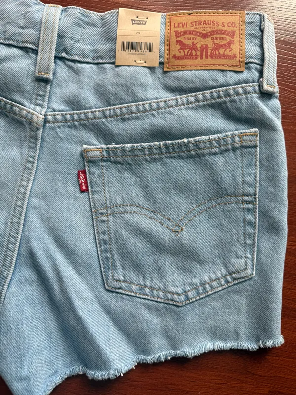 Levi’s Shorts - Image 7