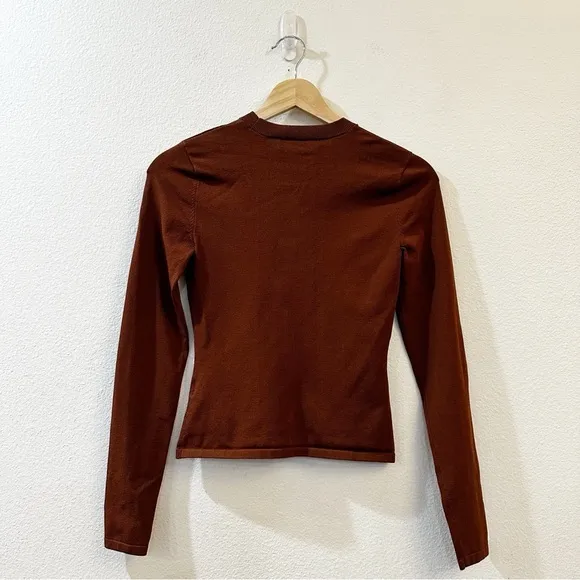 Aritzia Babaton Women's Sculpt‎ Knit Crewneck Long Sleeve Tee Size XS Brown - Image 5