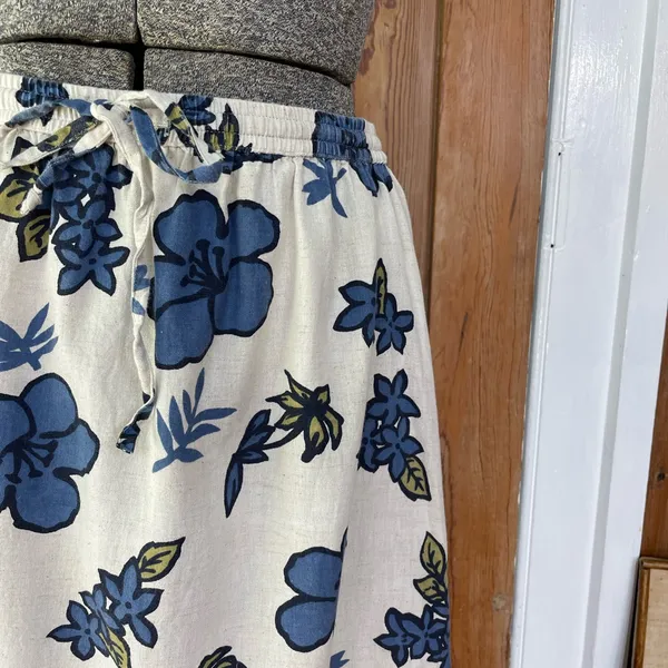 Vintage Zoey & Beth Hawaiian Floral Cotton Linen Maxi Skirt Medium💛 - Image 4