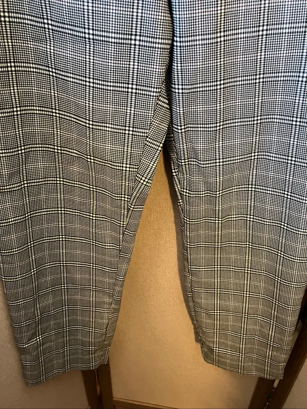 Time and Tru Black & White Plaid Slacks 16 - Image 4