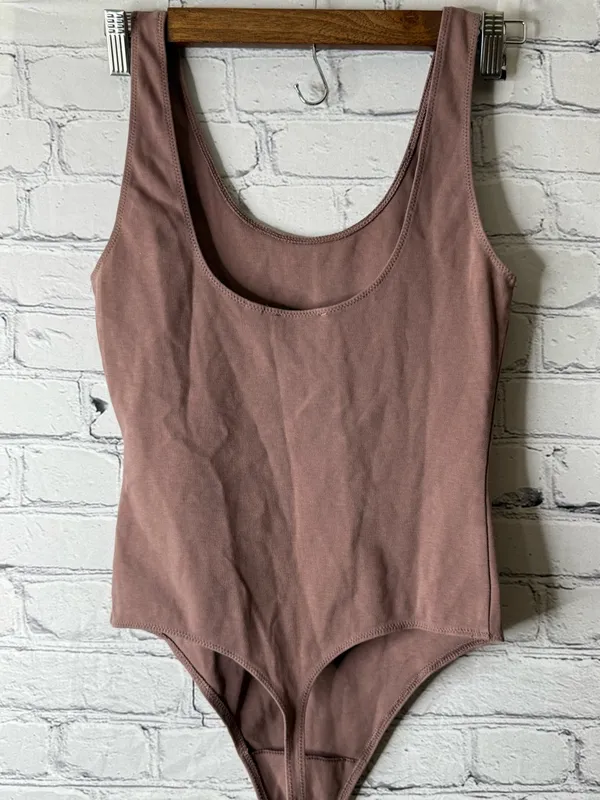 Wilfred Free Aritzia classic brown body suit medium - Image 5