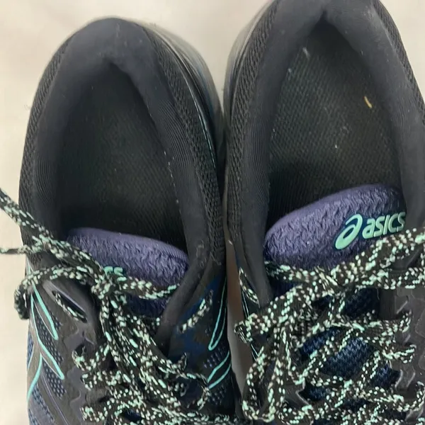 ASICS Gel-Fuji Trabuco 6 Black and Blue Running Shoes woman’s size 7 1/2 - Image 3