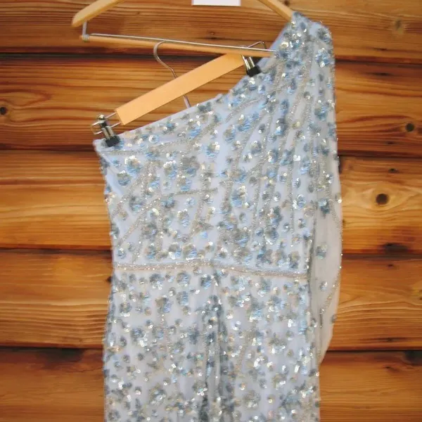 MAC DUGGAL Blue Embellished One Sleeve Faux Wrap Gown Dress 8 - Image 12