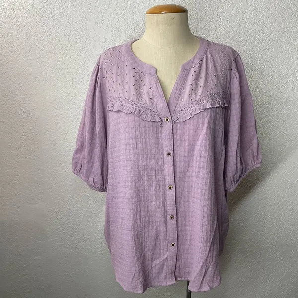 Knox Rose Size XL Purple Blouse Eyelet Short Puff Sleeves Button Front - Image 2