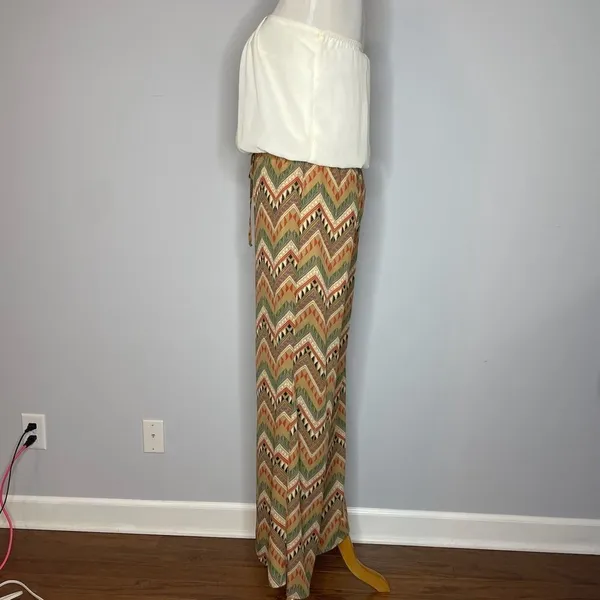 A'Gaci- Strapless Jumpsuit with Off White Top & Multicolor Patterned Pants - Image 2