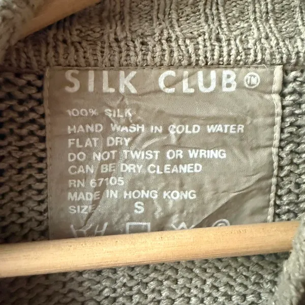 Vintage Silk Club 100% Silk Southwestern Knit Sweater — Made in Hong Kong (S) - Image 3