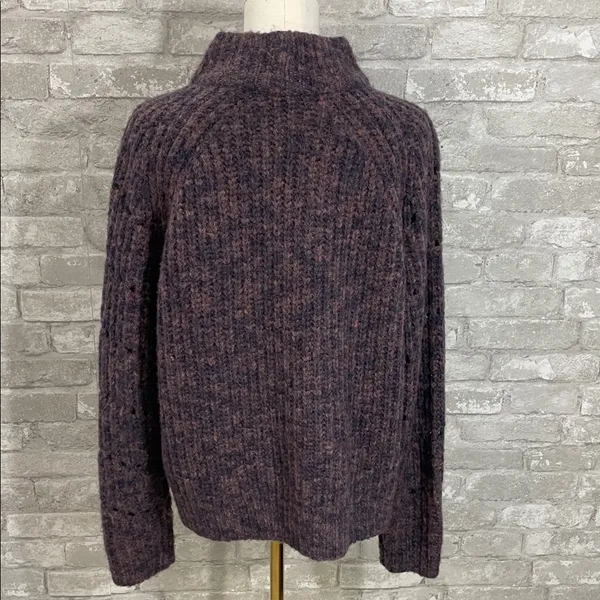 Madewell Pointelle Mockneck Chunky Knit Sweater in Heathered Eggplant - Image 5