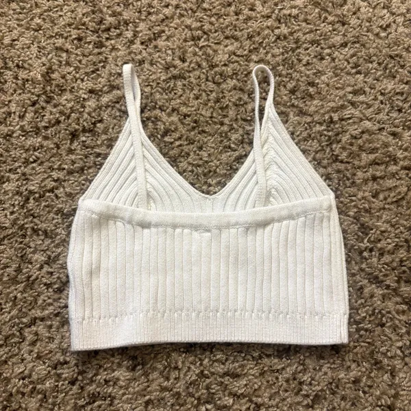 Free People Ribbed Sweater Bralette / V-Neck Crop Tank. Size Women’s XS - Image 2