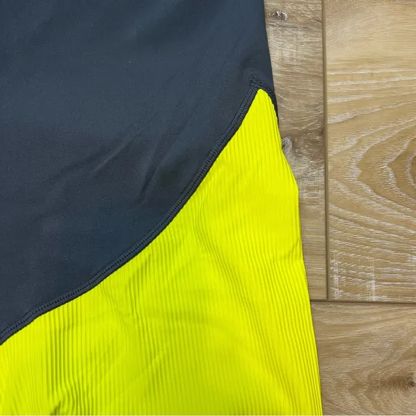 Zyia Active Neon Yellow Parallel Luxe Hi-Rise 7/8 24 Inch Leggings. Size… - Image 9