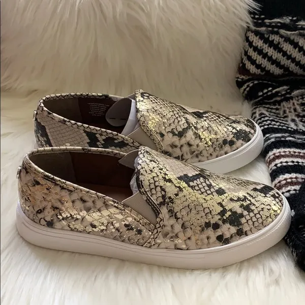 steve madden• safary python snakeskin metallic sneakers - Image 56