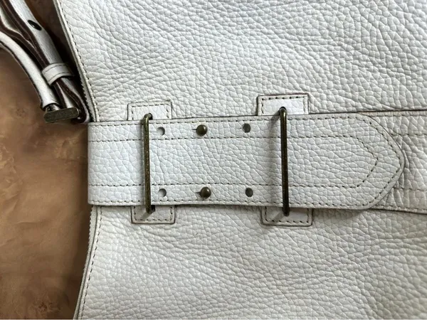 Banana Republic White Pebbled Leather Hobo Shoulder Bag Y2K Boho Buckle Purse - Image 3