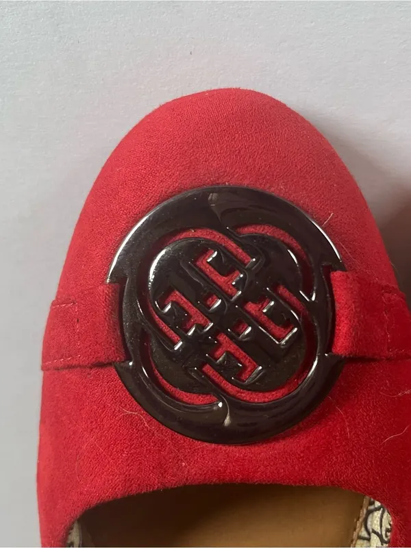 Daisy Fuentes Bright Red Suede Ballet Flats with Round Metal Emblem - Image 6