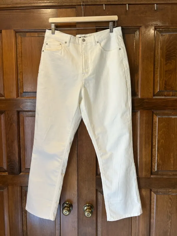 Frye Women's High Rise Cuffed Crop Jeans, Ivory White,‎ Size 10/30 - Image 2