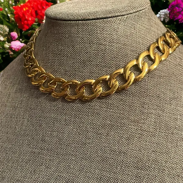 Napier Vintage  Chunky Link Necklace - Image 2