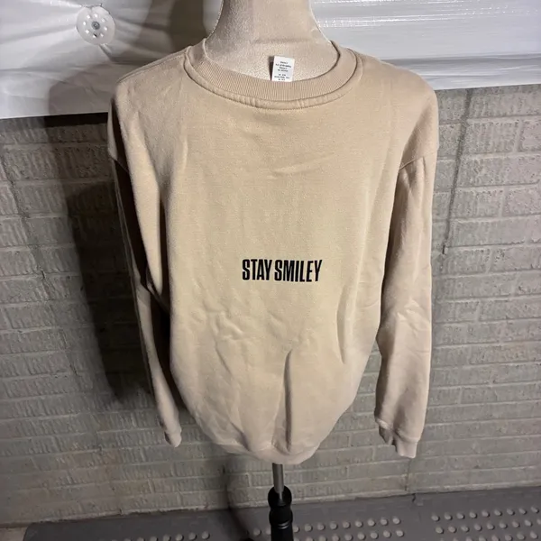 Smiley World x H&M Tan Beige Graphic Sweatshirt Stay Smiley Crewneck Medium - Image 3