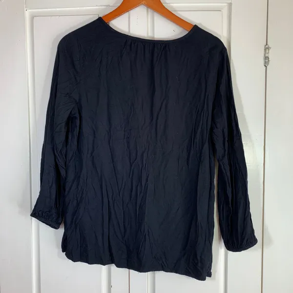 Old Navy Womens Black Embroidered Tunic Shirt Long Sleeve V Neck‎ Size S - Image 8