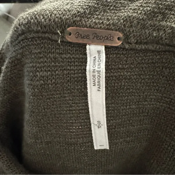Free People‎ Olive Green Knit Sleeveless Tunic Vest Grommet Neck Womens Small - Image 6