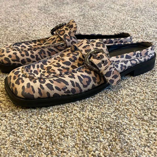 Free People Mazie Mule In Leopard Suede Size 39/ 8.5 - Image 2