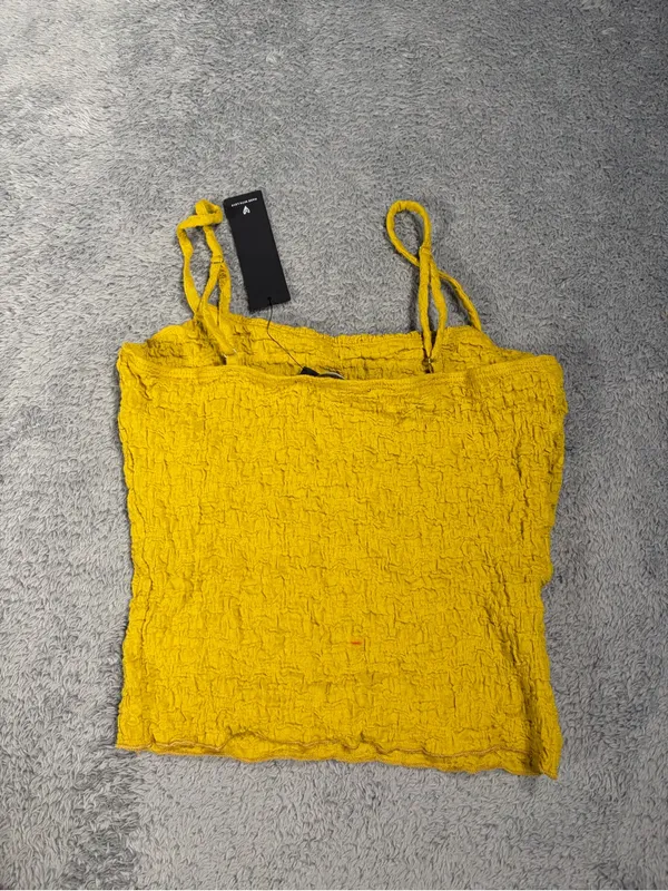 Lulu's Yellow/geeen Textured Smocked Cami Top small NWT - Image 4