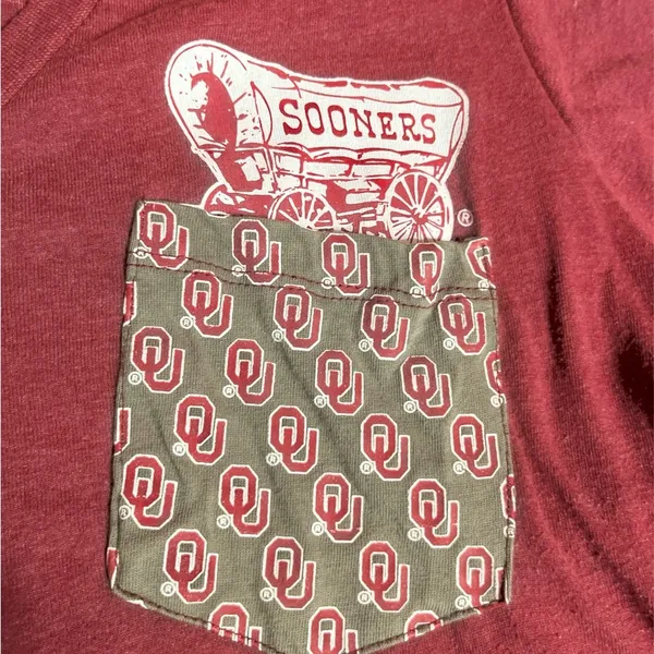 OU Sooners T Shirt Red Size XL - Image 3