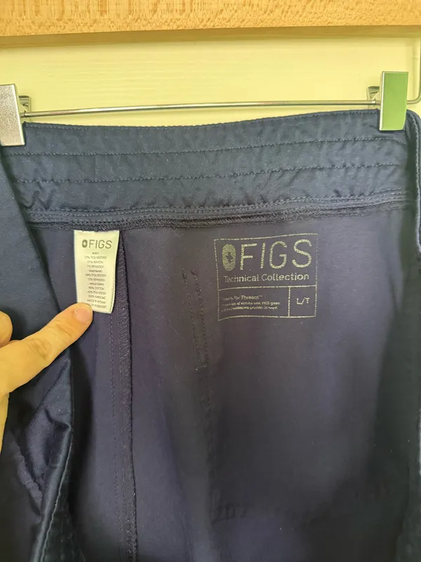 FIGS Navy Women’s Set Scrubs Large - Image 6