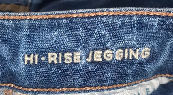 Outfitters Hi-Rise Jeggings - Image 6