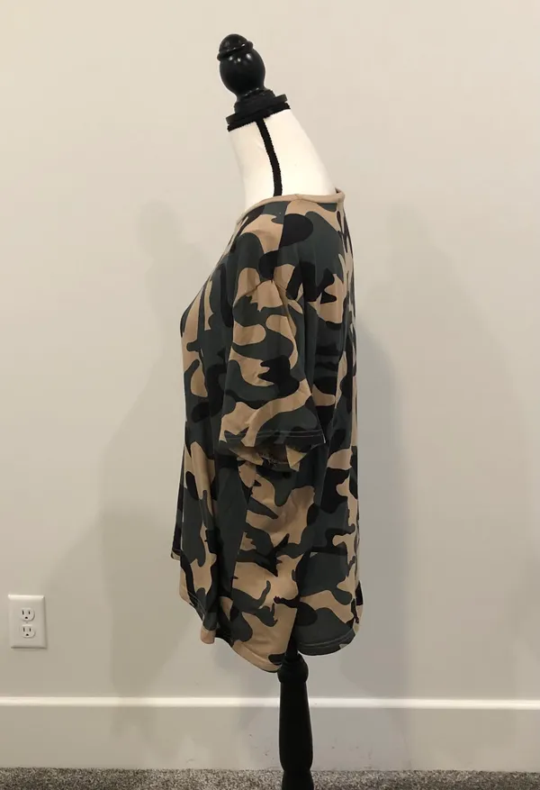 Blooming Jelly Camo Tee - Image 2