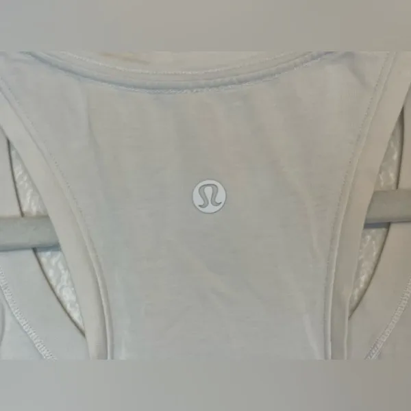 Lululemon Women’s Swiftly Tech Racerback White Tank Top Size M‎ - Image 8
