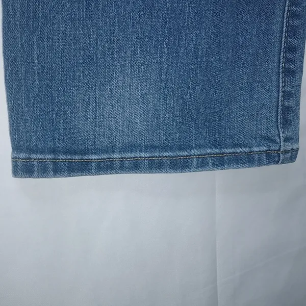 Old Navy 4S 29x29 Curvy Profile Mid-Rise Jeans - Image 3