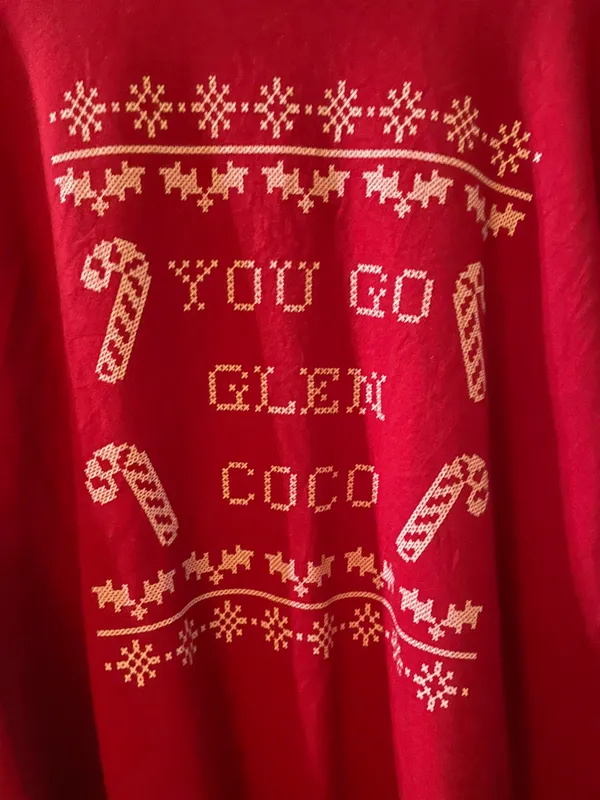Red Crewneck Size XL - Image 2