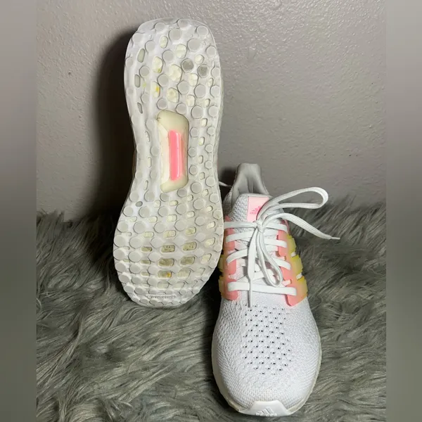 Adidas Ultraboost 5.0 DNA White/Ftwr Beam Pink" Grade School Sneaker Sz 7 - Image 7