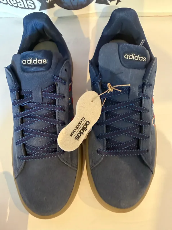 Women’s Adidas Grand Court 3.0 size 7W - Image 6