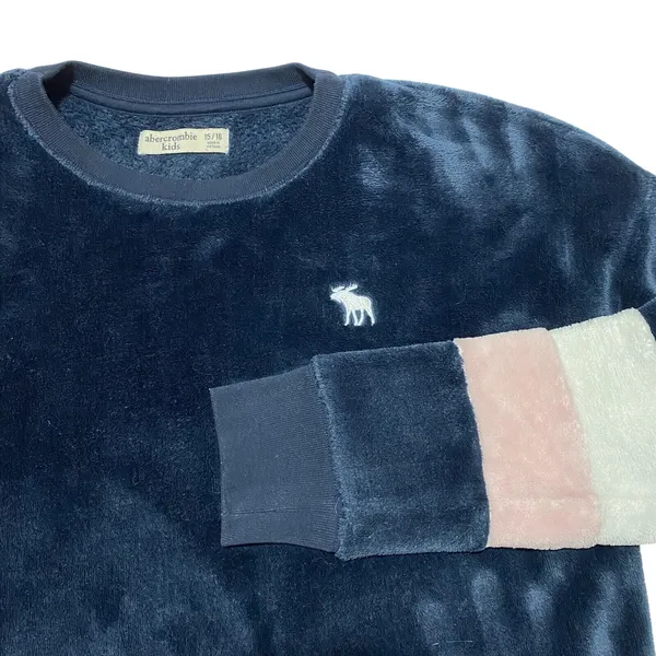 Abercrombie & Fitch Crewneck‎ Deep Pile Sweatshirt Vintage EUC Womens Size M/L - Image 2