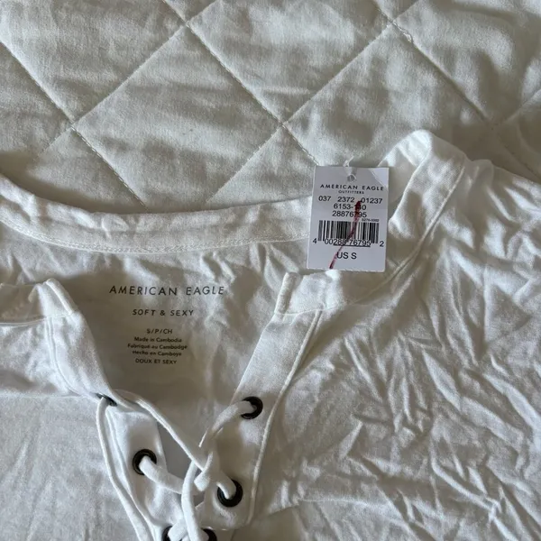 NWT Womens Size Small American Eagle T Shirt Tee Blouse White‎ Soft And Sexy - Image 3