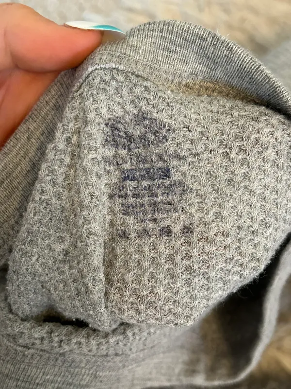 Brandy Melville Grey Cotton Longsleeve!! - Image 3