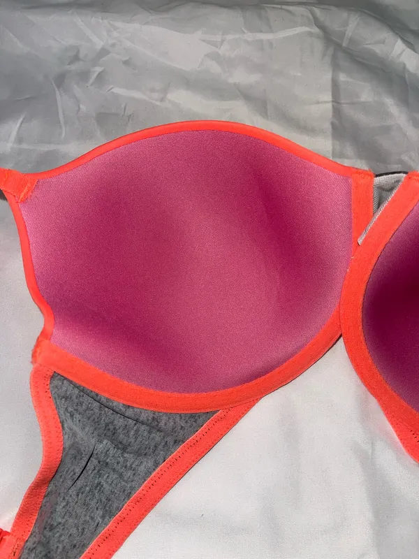 PINK Victoria's Secret Bra - Image 9