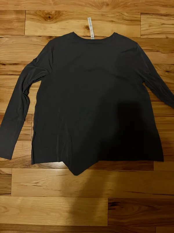 Lululemon Layered Long Sleeve Tee - Image 3