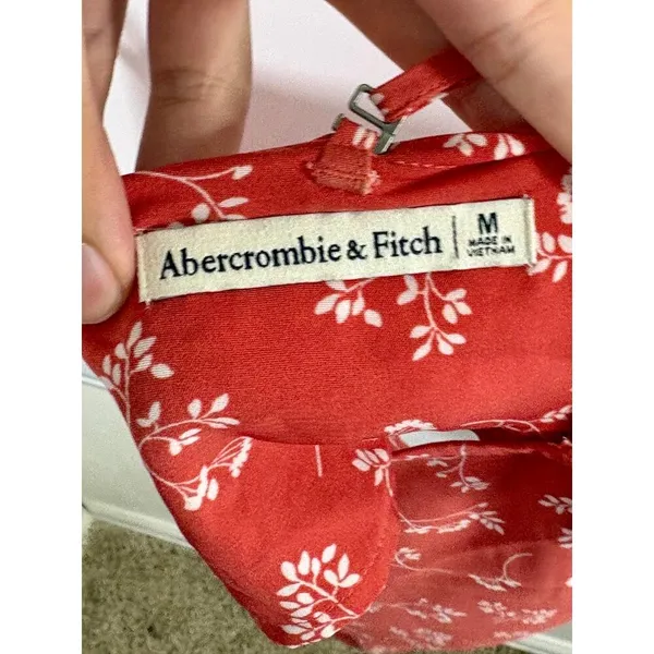 Abercrombie & Fitch Red White Floral Tie Back Bandana Crop Top Tank Top Size M - Image 4