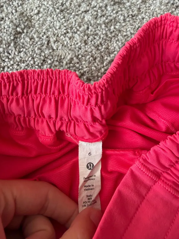 Lululemon Hot Hotty Shorts - Image 4