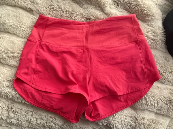 Lululemon Shorts Speed Up - Image 2