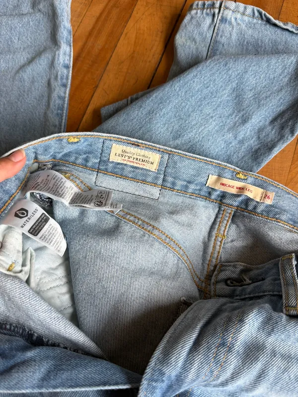 Levi’s Ribcage Wide-Leg Jeans - Image 3