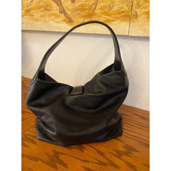 Dooney & Bourke black pebbled, Hobo leather bucket bag - Image 4