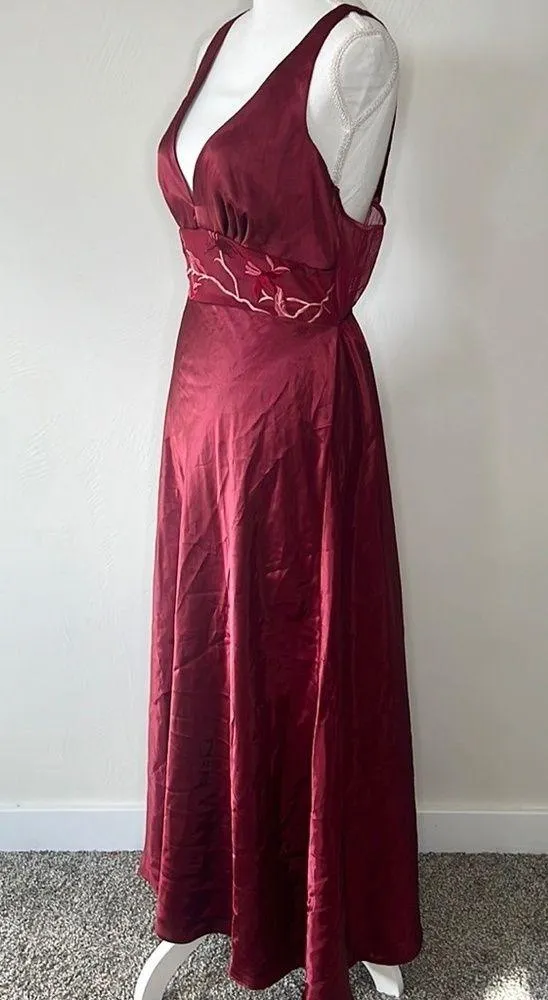 Vintage Satin Nightgown - Image 2