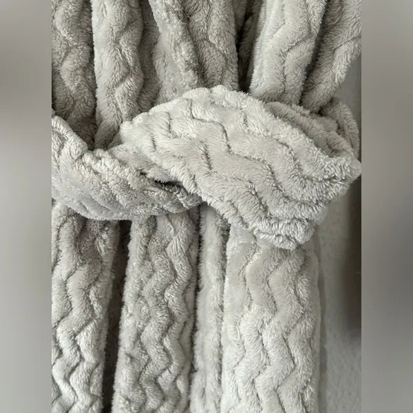 PLUSH GEO ROBE one size - Image 10