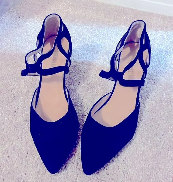 Shein faux suede kitten heels black size 7 - Image 2