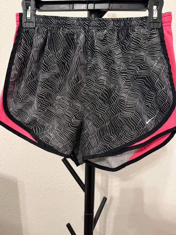Nike Shorts Dri-Fit Women’s - Image 2
