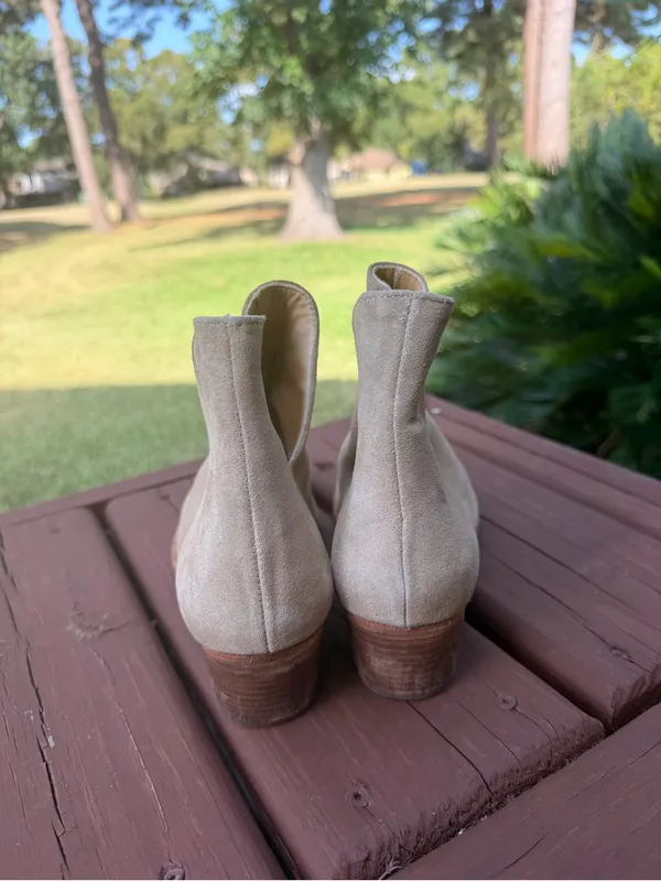 Free People Charm Double V Suede Ankle Boots Size 9 $158 - Image 5