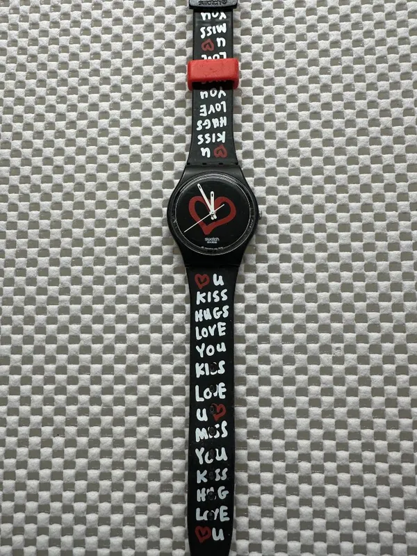 Swatch Watch Love Seconds GB246 Classic 2010 - Image 3