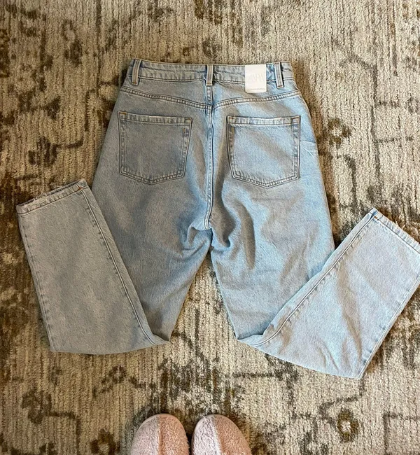 ZARA High Waisted Jeans - Image 3