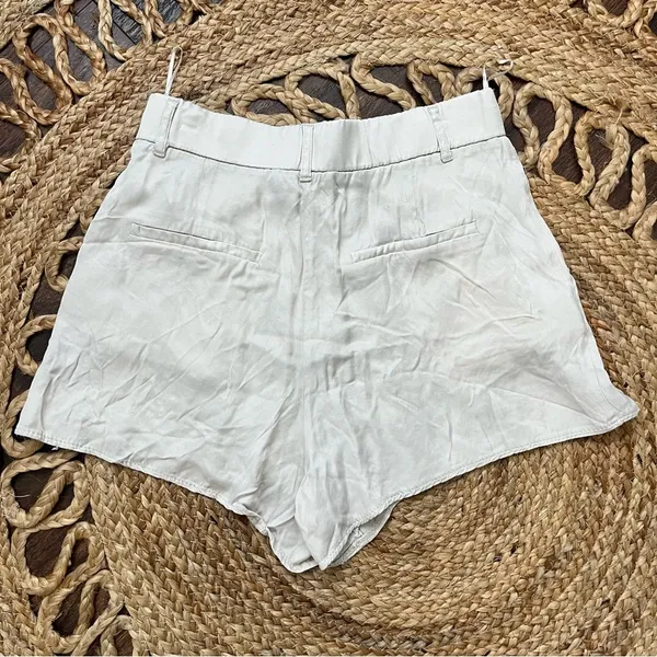 Zara Beige Flowy Shorts size Med - Image 3